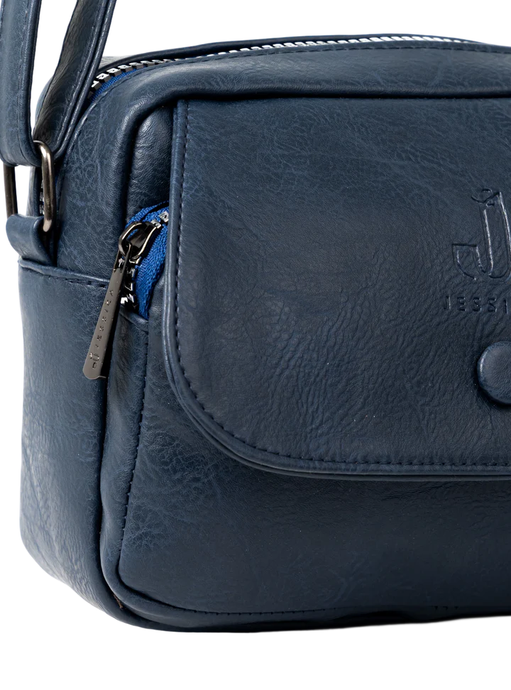 Luxury Leather Crossbody Bag Model S011 – Small and Practical for Everyday Outings